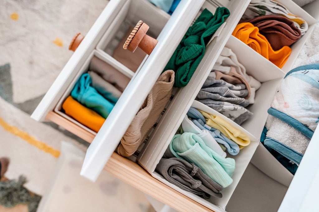 Babymode & Erstausstattung: Dein Guide für die perfekte Kleidung im 1. Jahr | Liebe & Geschenke