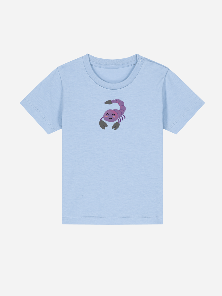 Bio-Kleinkind T-Shirt 'Sternzeichen Skorpion' - personalisierbar Farbe: Hellblau Vorderansicht
