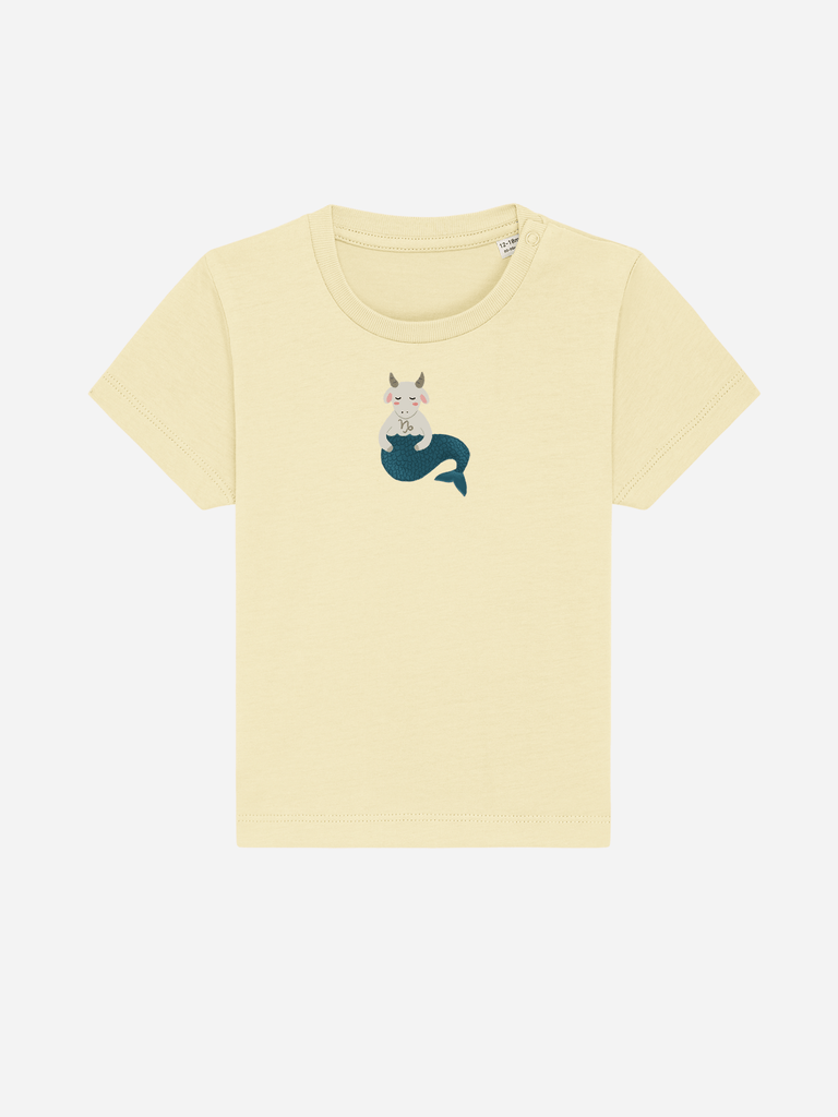 Bio-Kleinkind T-Shirt 'Sternzeichen Steinbock' - personalisierbar Farbe: Gelb Rücksansichtansicht