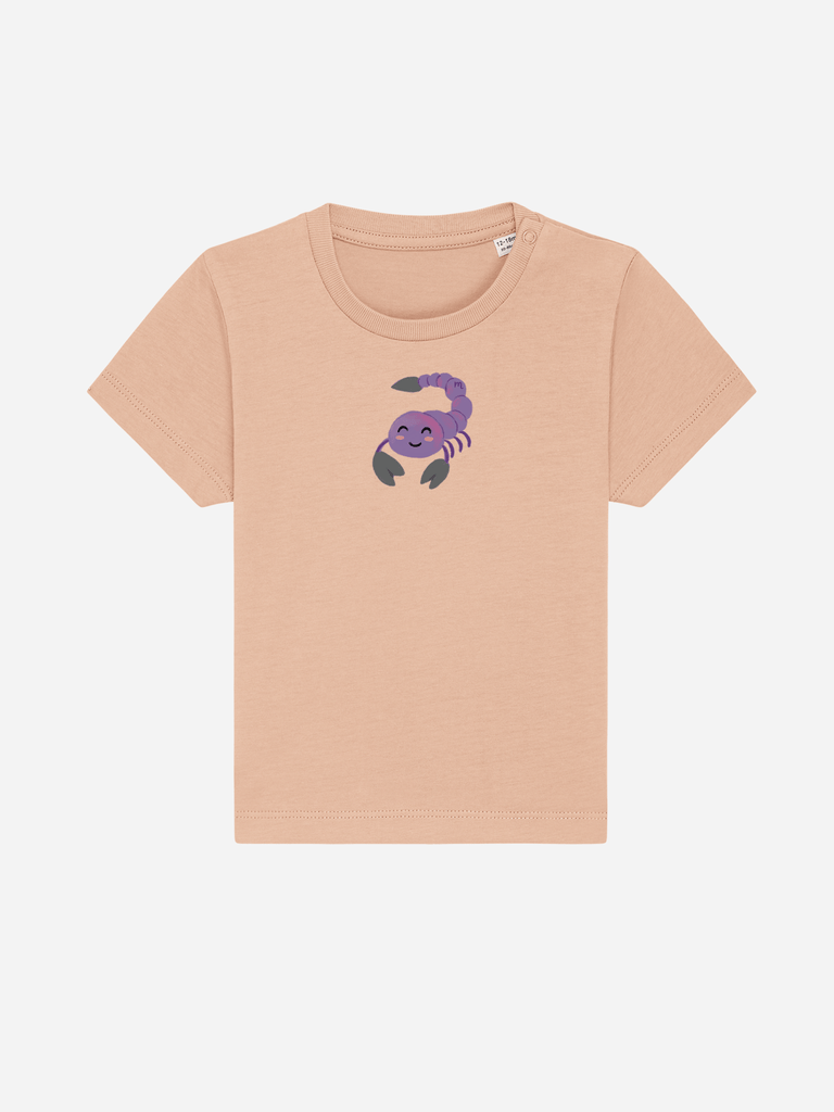 Bio-Kleinkind T-Shirt 'Sternzeichen Skorpion' - personalisierbar Farbe: Orange Rücksansichtansicht