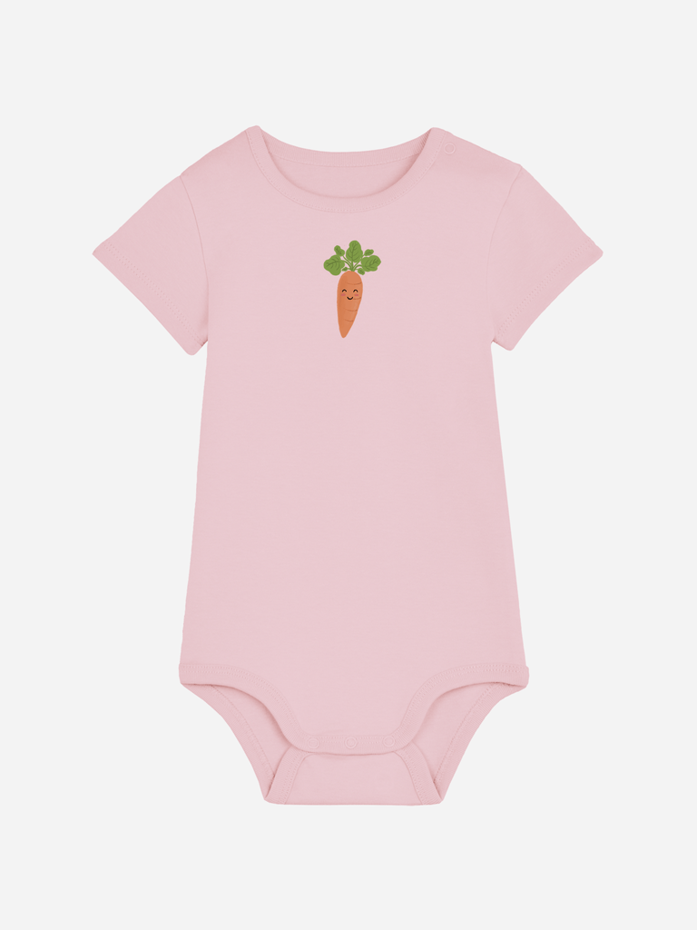 Personalisierter Baby-Body in Pink mit lustiger Karotten-Applikation für Neugeborene bis 2 Jahre.