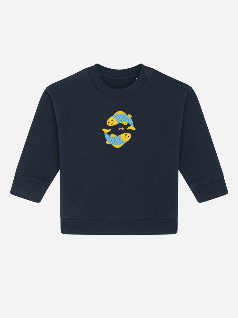 Kreatives Geschenk zum 2. Geburtstag: Personalisierbarer Bio-Pullover (0–3 J.) 'Sternzeichen Fische', Frontansicht in Dunkelblau