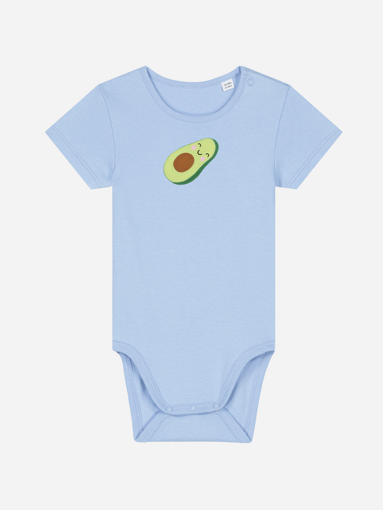 Personalisierter Bio Baby-Body (0–2 J.) 'Avocado' in hellblau mit niedlichem Avocado-Motiv.
