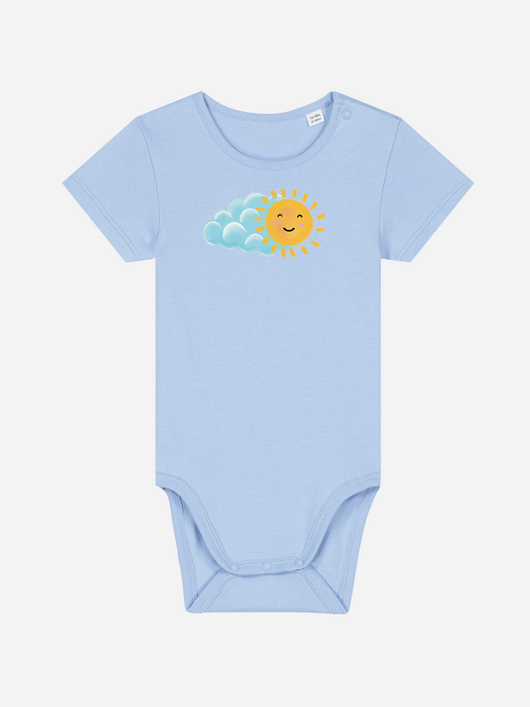 Bleibendes Geschenk zur Geburt oder Taufe: Personalisierter Baby-Body (0–2 J.) 'Sonne', Frontansicht in Hellblau