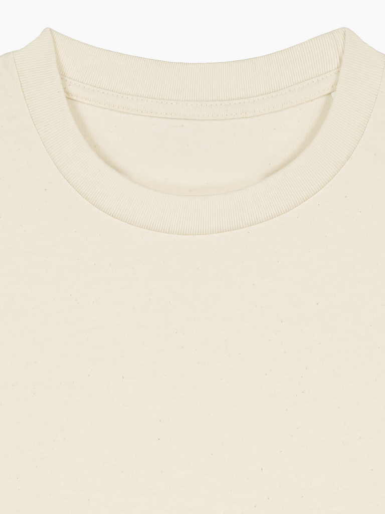 Beige Bio-T-Shirt für Kinder mit runder Halslinie, ideal für personalisierte Designs.